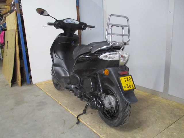 Piaggio - bromscooter - fly 4t - scooter - afbeelding 3 van  3