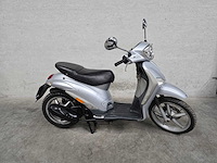 Piaggio - bromscooter - liberty - 4t 45km uitvoering 57dgd1 - afbeelding 1 van  7
