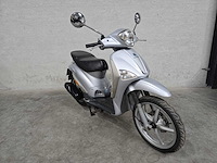 Piaggio - bromscooter - liberty - 4t 45km uitvoering 57dgd1 - afbeelding 3 van  7