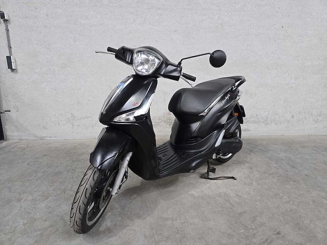 Piaggio - bromscooter - liberty - 4t 45km uitvoering dvv07j - afbeelding 3 van  7