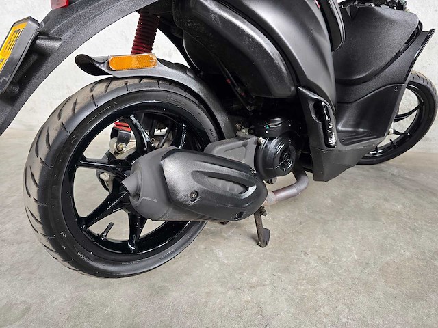 Piaggio - bromscooter - liberty - 4t 45km uitvoering fth75j - afbeelding 2 van  11