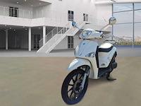 Piaggio - bromscooter - liberty - motorised scooter - afbeelding 1 van  9