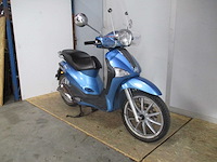 Piaggio - bromscooter - liberty 4 tempi - scooter - afbeelding 7 van  11