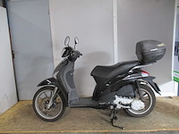 Piaggio - bromscooter - liberty 4 tempi - scooter - afbeelding 1 van  11
