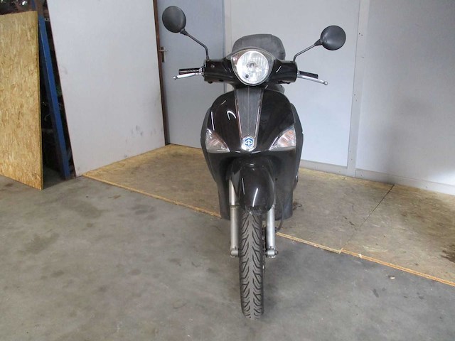 Piaggio - bromscooter - liberty 4 tempi - scooter - afbeelding 5 van  11