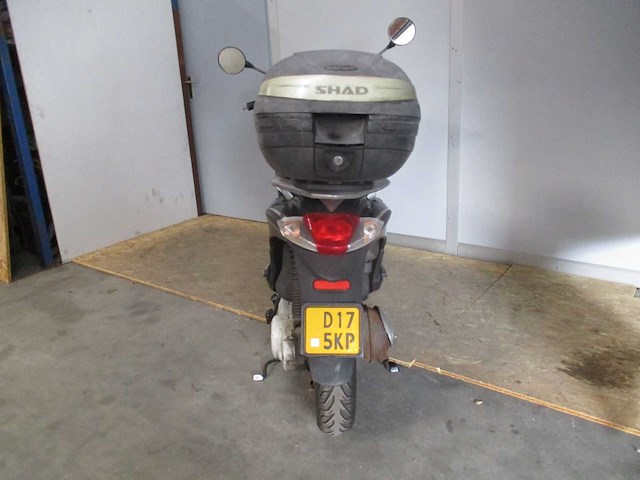 Piaggio - bromscooter - liberty 4 tempi - scooter - afbeelding 10 van  11