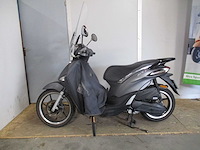 Piaggio - bromscooter - liberty s sport iget injectie - scooter - afbeelding 1 van  7