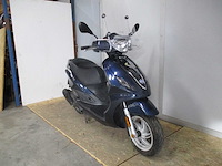 Piaggio - bromscooter - new fly 4t - scooter - afbeelding 9 van  13