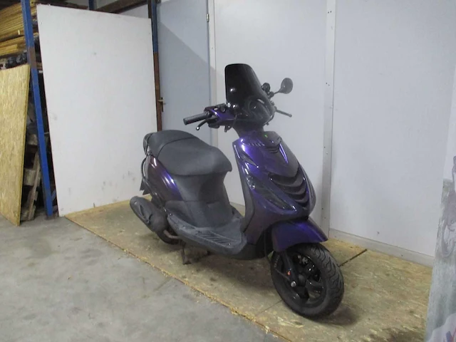Piaggio - bromscooter - sp look zip - scooter - afbeelding 6 van  10