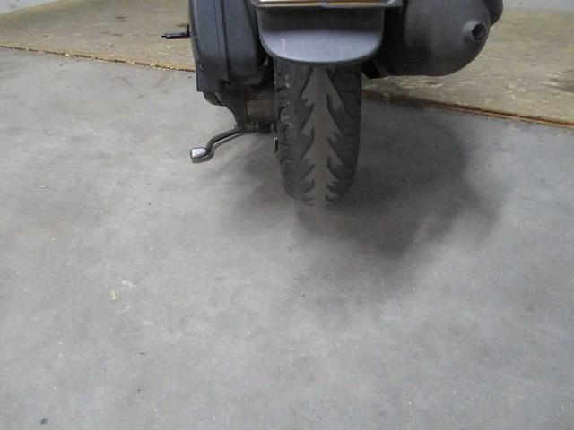 Piaggio - bromscooter - sp look zip - scooter - afbeelding 3 van  3