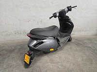 Piaggio - bromscooter - zip - restant 45km uitvoering f687jf - afbeelding 3 van  7