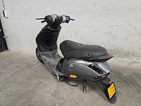 Piaggio - bromscooter - zip - restant 45km uitvoering f687jf - afbeelding 4 van  7
