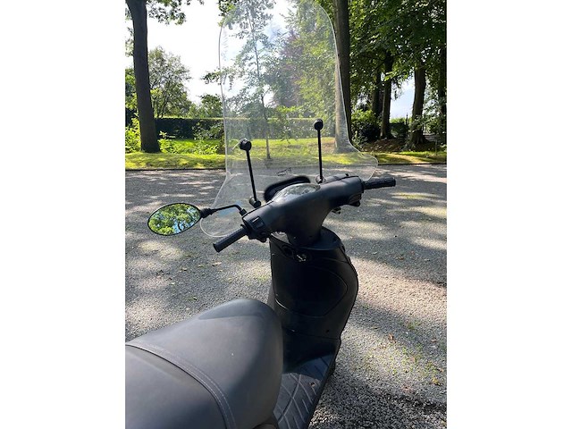 Piaggio - bromscooter - zip - scooter - afbeelding 7 van  27