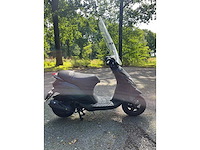 Piaggio - bromscooter - zip - scooter - afbeelding 9 van  27
