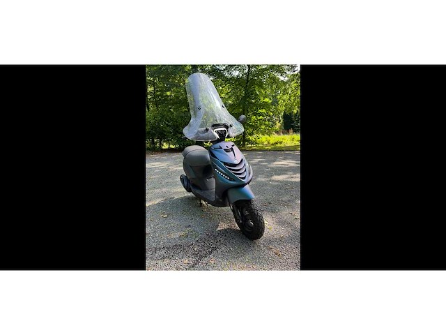 Piaggio - bromscooter - zip - scooter - afbeelding 16 van  27