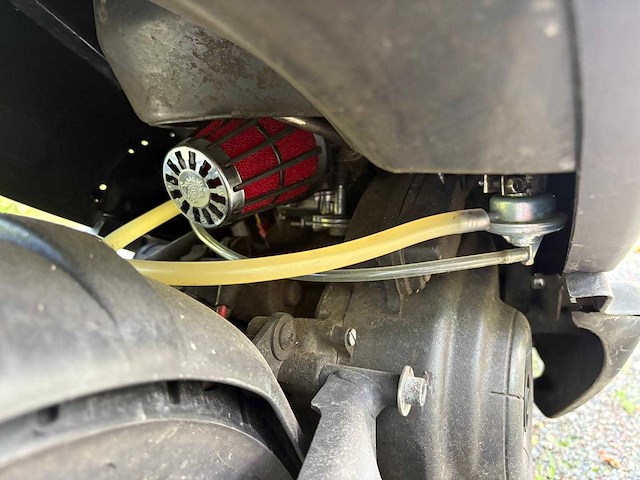 Piaggio - bromscooter - zip - scooter - afbeelding 17 van  27