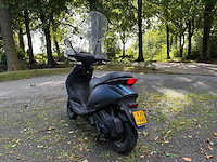 Piaggio - bromscooter - zip - scooter - afbeelding 22 van  27