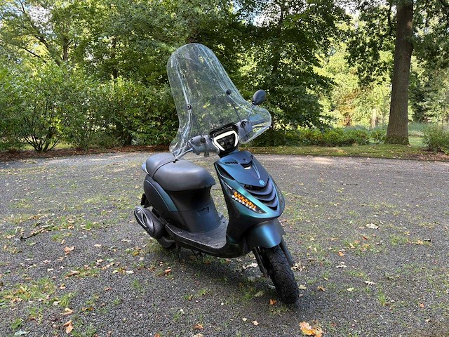 Piaggio - bromscooter - zip - scooter - afbeelding 23 van  27