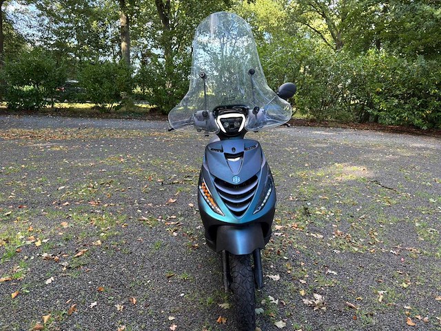 Piaggio - bromscooter - zip - scooter - afbeelding 24 van  27