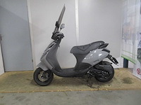 Piaggio - bromscooter - zip sp look - scooter - afbeelding 3 van  12