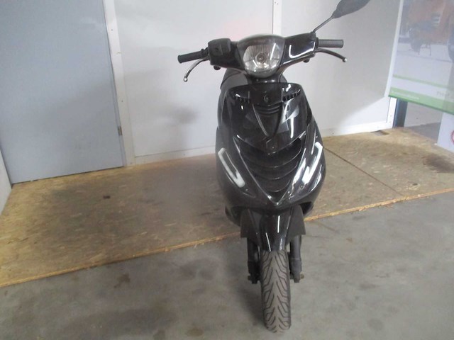 Piaggio - bromscooter - zip sp look 4t - scooter - afbeelding 12 van  12