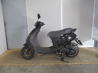 Piaggio - bromscooter - zip sp look 4t - scooter