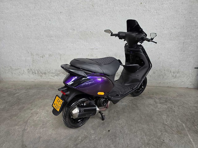 Piaggio - bromscooter - zip special - 4t 45km uitvoering - afbeelding 10 van  13