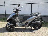 Piaggio - driewieler motorscooter - 300 ie mp3 yourban rl - motorfiets