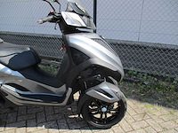Piaggio - driewieler motorscooter - 300 ie mp3 yourban rl - motorfiets - afbeelding 15 van  15