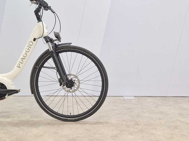 Piaggio - e-bike piaggio - comfort bianco enviolo d49 400wh - electric bicycle - afbeelding 7 van  11