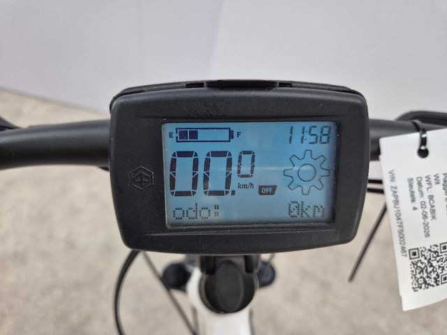 Piaggio - e-bike piaggio - comfort bianco enviolo d49 400wh - electric bicycle - afbeelding 10 van  11
