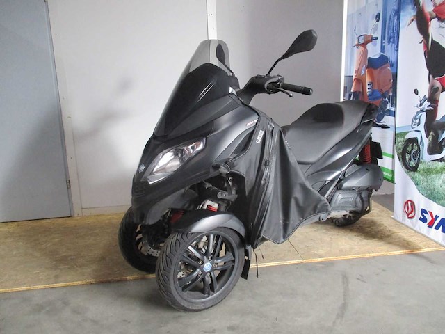 Piaggio - motor scooter - 300 mp3 hpe sport abs - motorfiets - afbeelding 5 van  12