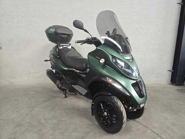 Piaggio - motorscooter - 400 lt mp3 - 400cc autorijbewijs 35jgv4 - afbeelding 3 van  5
