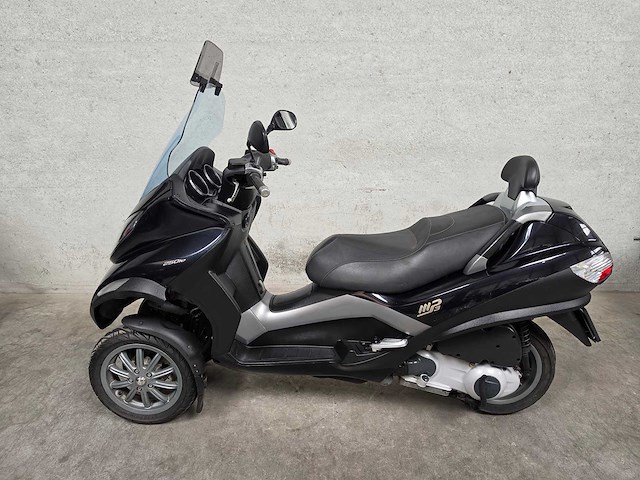 Piaggio - motorscooter - mp3 - 250 rl 28mxxl - afbeelding 2 van  7