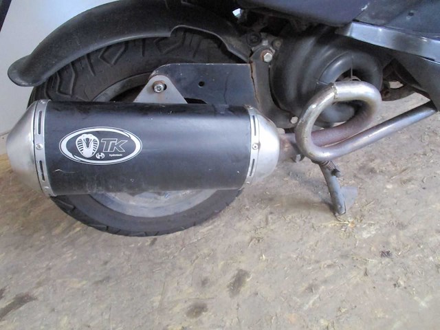 Piaggio - schade bromscooter - zip sp look - scooter - afbeelding 9 van  10
