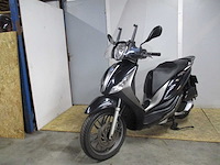 Piaggio - scooter - 125 medley abs - motorfiets - afbeelding 4 van  11