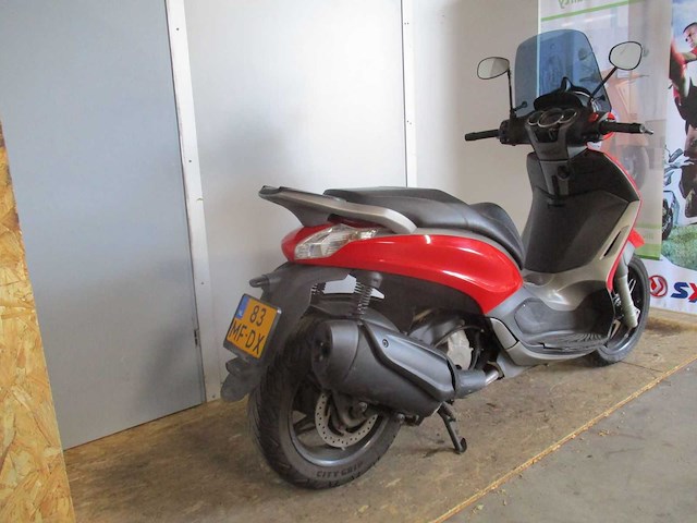 Piaggio - scooter - 350 beverly sport - motorcycle - afbeelding 5 van  5
