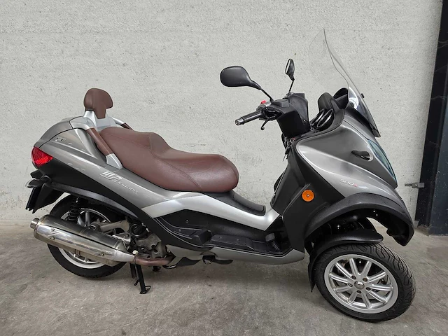 Piaggio - scooter - 500cc lt mp3 business - autorijbewijs jp845k - afbeelding 2 van  8