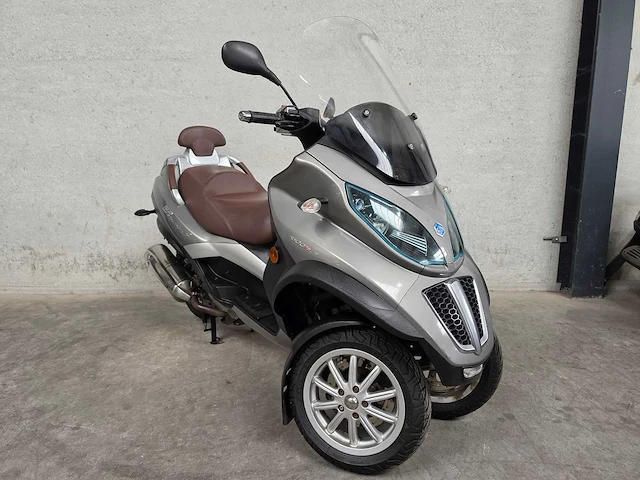 Piaggio - scooter - 500cc lt mp3 business - autorijbewijs jp845k - afbeelding 4 van  8