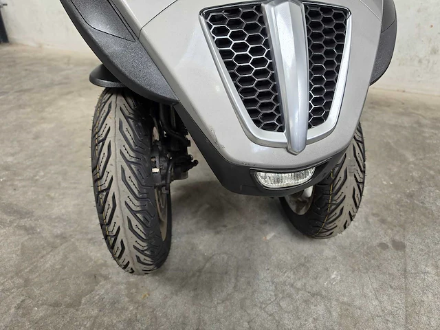 Piaggio - scooter - 500cc lt mp3 business - autorijbewijs jp845k - afbeelding 5 van  8