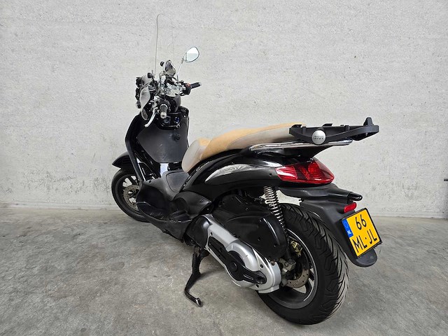 Piaggio - scooter - beverly - 4t 500 motorscooter 66mljl - afbeelding 6 van  8