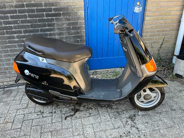 Piaggio - sfera 80 - scooter 80cc - afbeelding 7 van  7