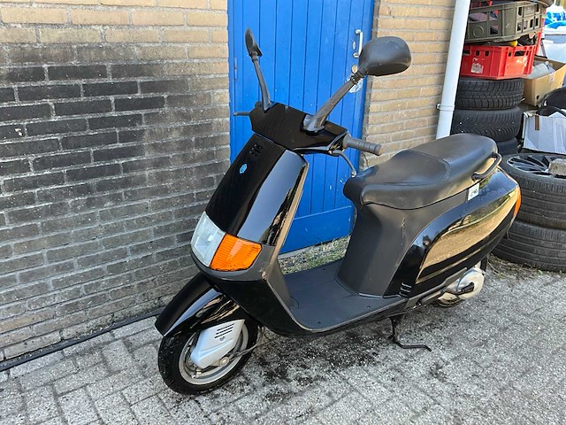 Piaggio - sfera 80 - scooter 80cc - afbeelding 3 van  9