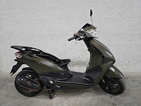 Piaggio - snorscooter - fly 4t - 25km uitvoering f719ls - afbeelding 2 van  8