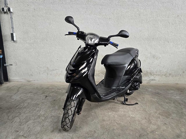 Piaggio - snorscooter - zip - 4t 25km uitvoering dfj35v - afbeelding 3 van  7