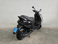 Piaggio - snorscooter - zip - 4t 25km uitvoering dfj35v - afbeelding 5 van  7