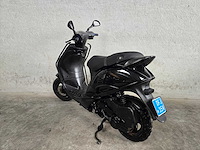 Piaggio - snorscooter - zip - 4t 25km uitvoering dfj35v - afbeelding 6 van  7
