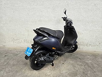 Piaggio - snorscooter - zip - 4t 25km uitvoering djv83p - afbeelding 5 van  7