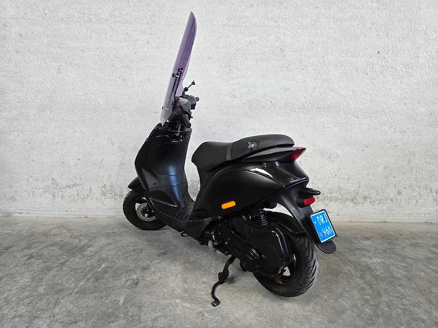 Piaggio - snorscooter - zip - 4t 25km uitvoering drj96n - afbeelding 6 van  8