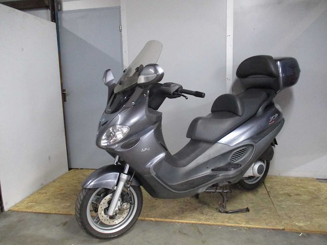 Piaggio - x9 evolution - 250 - motorfiets - afbeelding 4 van  11